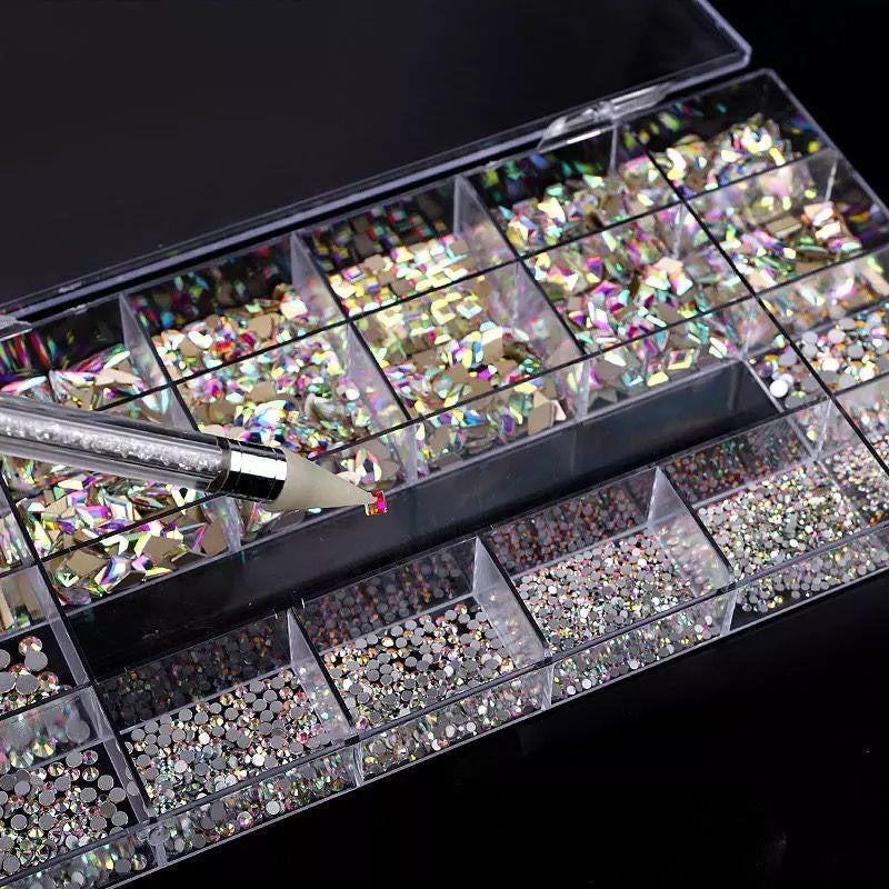 Caja de cristal swarosky con katana